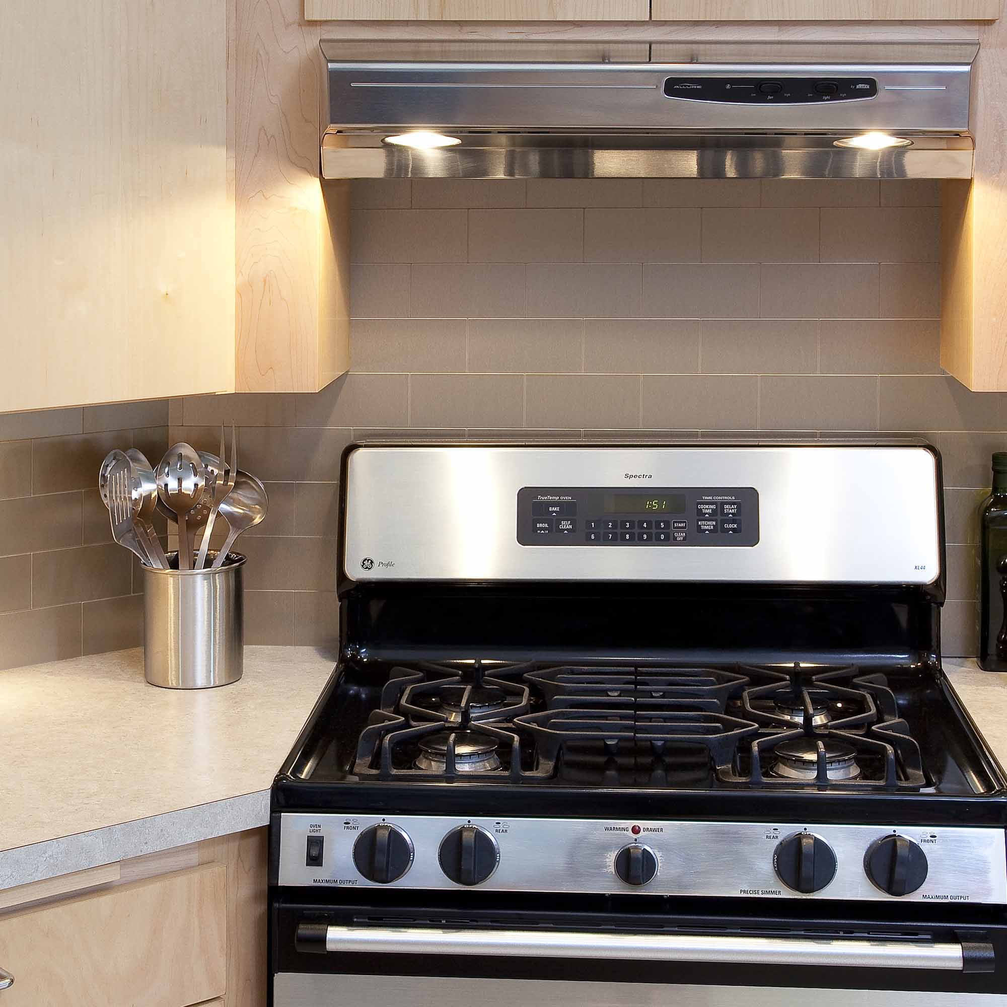Aspect Peel and Stick Backsplash 3in x 6in Brushed Stainless Short Grain Metal Tile 15 Sq Ft Kit for Kitchen and Bathrooms