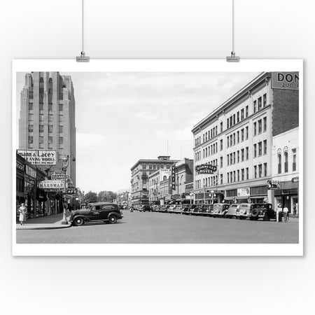 Yakima, Washington - Street Scene, View of Donnelly Hotel (9x12 Art Print, Wall Decor Travel