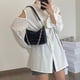 thumbnail image 2 of Bolso de hombro plisado sólido portátil para mujer, cadena de PU, monedero para axilas (estilo 1) Likrtyny Para estrenar, 2 of 8