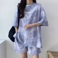 thumbnail image 3 of Conjunto de ropa de verano 2024 para mujer, camiseta de manga corta y pantalones cortos, 2 piezas, camisetas sueltas con estampado de camuflaje teñido anudado, traje deportivo informal nuevo, 3 of 5