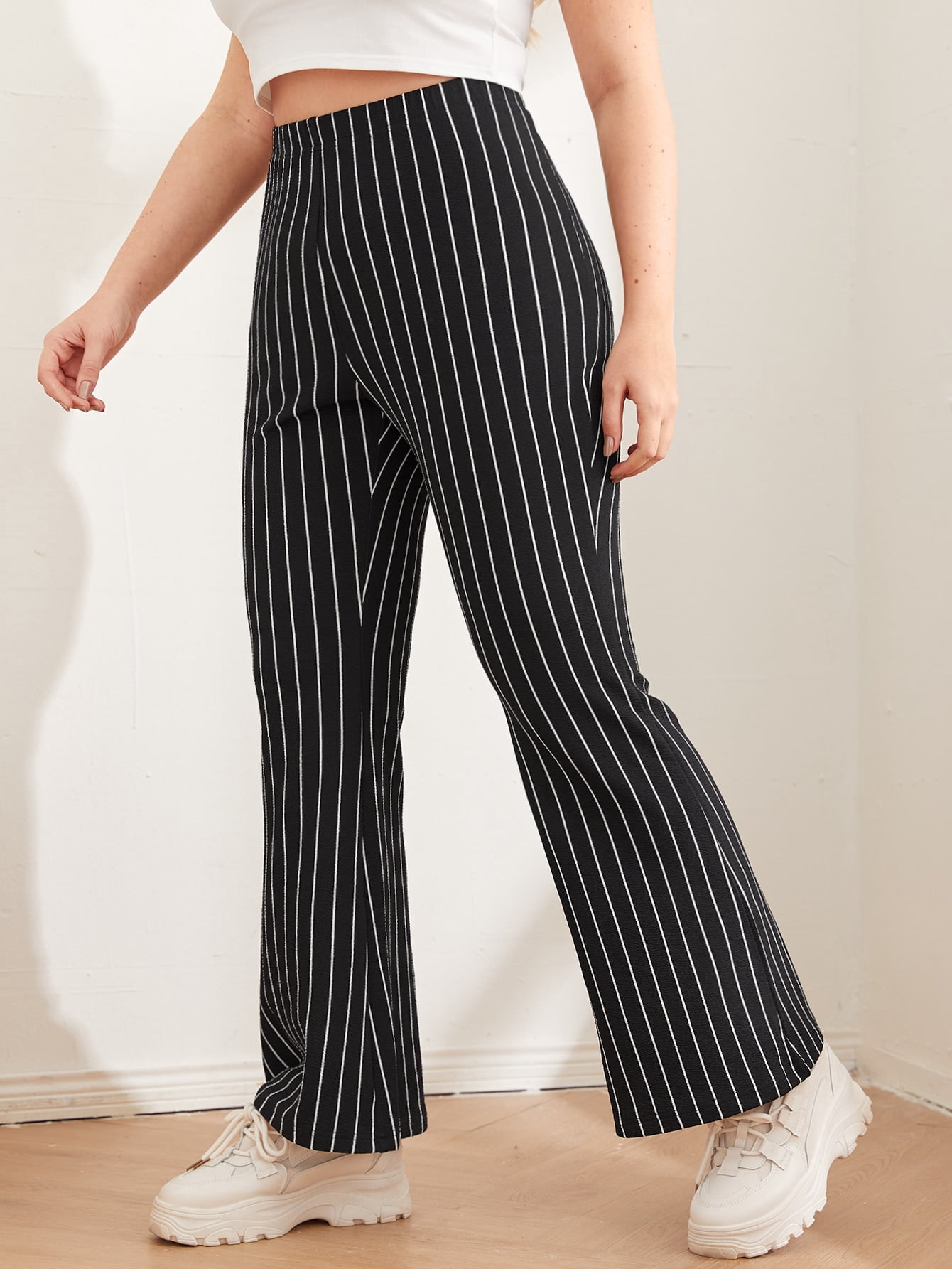 Flare Leg Striped Pants S220302 