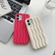thumbnail image 4 of Funda para iPhone con diseño de ondas 3D y bordes rizados, de silicona suave, fina, a prueba de golpes (Negro, iPhone 11), 4 of 8