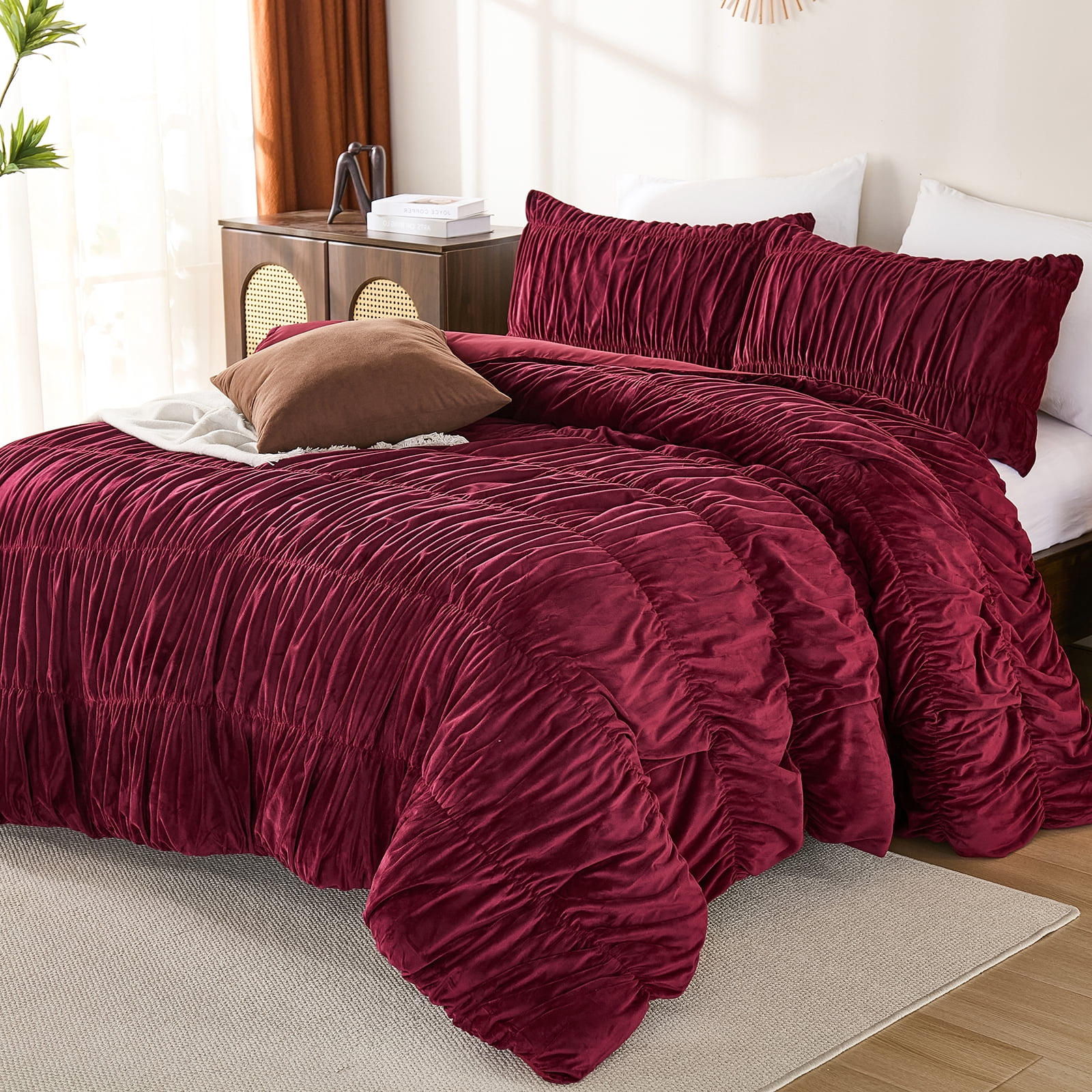 Luxury Velvet Comforter Set Queen Size,Boho Shabby Chic Ruched Bedding Comforter,Aesthetic Vintage Bedding Fluffy Ruffle Comforter Set,Ultra Soft Velvet Chenille Quilt Set,Vintage Ruffled Velvet Plus