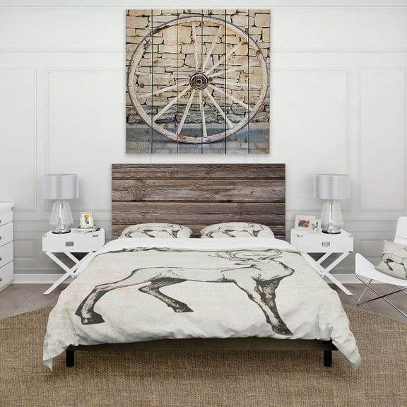 Designart 'Deer Wild and Beautiful VI' Farmhouse Duvet Cover Set
