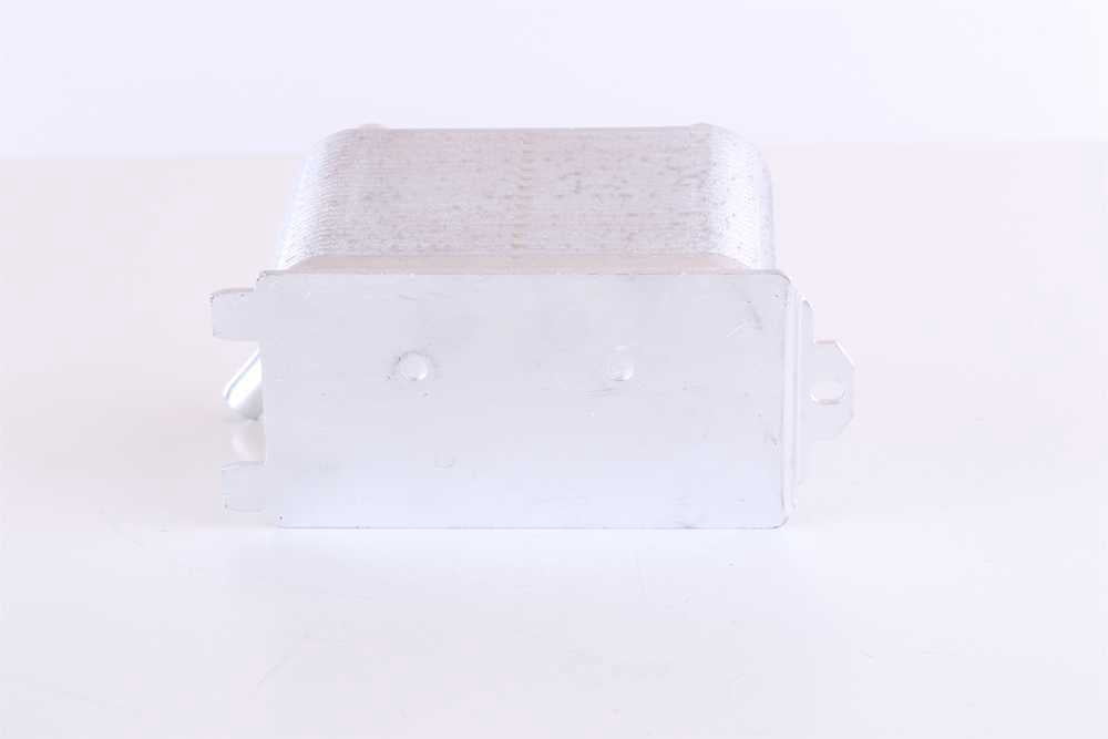 Nissens 90949 Engine Oil Cooler