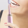 thumbnail image 4 of Cepillo de dientes eléctrico con 5 cabezas y 5 modos • 38.000 trazos/min • IPX7 impermeable • USB recargable • Pack 1, 4 of 8