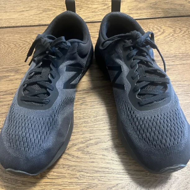 New Balance Fresh Foam Arishi v3 Sneakers Shoes Mens 11 Black
