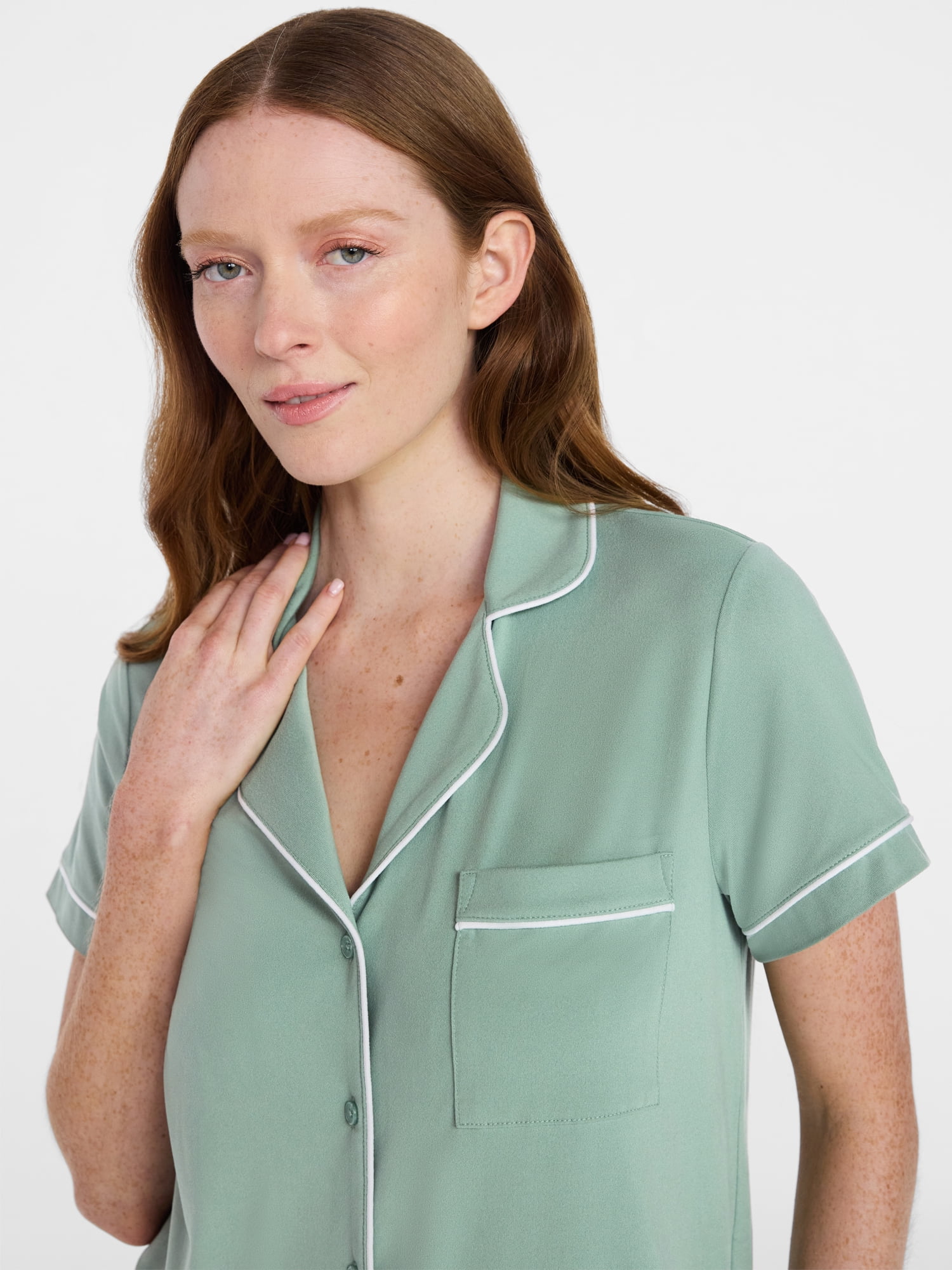 Joyspun Women's Dreamy Soft Collection Notch Collar Top and Shorts Pajama Set, 2-Piece, Sizes XS-3X