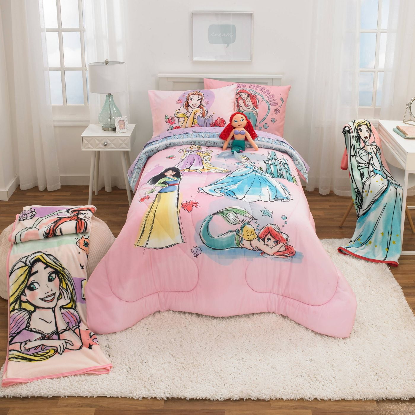 Disney Princess Reversible Twin Comforter and 3 Piece Twin