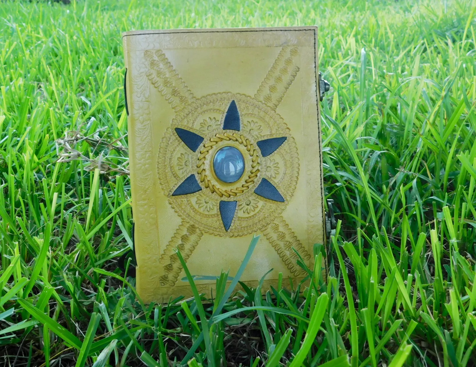 Handcrafted Embossed Design Vintage Leather Bound Journal Diary Healing Obsidian Stone Yellow Blank Notebook For Men & Women