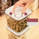 thumbnail image 3 of Recipiente de almacenamiento de alimentos secos de cereal grande Contenedor de plástico Tapa hermética Apto para cereales, harina, azúcar, café, arroz Cuadrado 800ml Baoblaze Contenedor de almacenamiento de cereales, 3 of 8