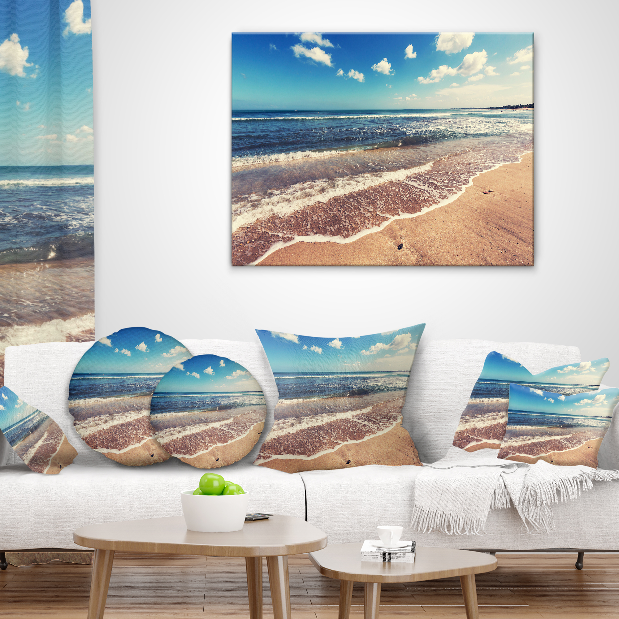 Designart Tropical Beach Island in Gili - Seashore Throw Pillow - 18x18