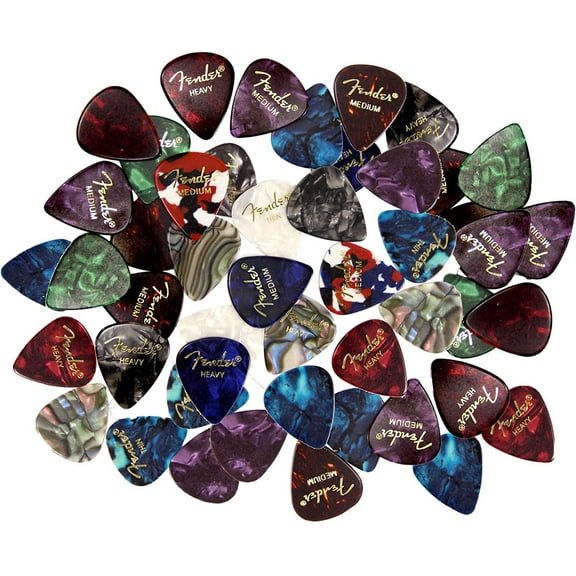 Guitar Picks Premium Set - 12-piece pack, including three different sizes: fine, medium, and coarse.