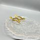 thumbnail image 3 of Pendientes multicapa de acero de titanio europeo y americano chapados en oro real, adornos para las orejas con temperamento, no pierden el color de los adornos de alta calidad., 3 of 5