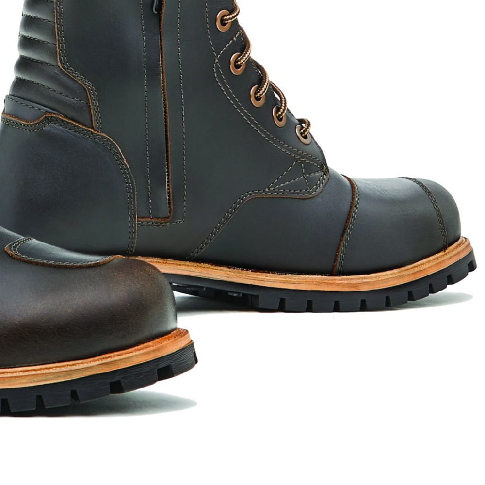 forma urban boots