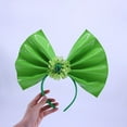 thumbnail image 2 of Wmhnj Set de accesorios para el cabello del Da de San Patricio con diadema de plstico verde y adorno cilndrico para adultos y niños, 2 of 5