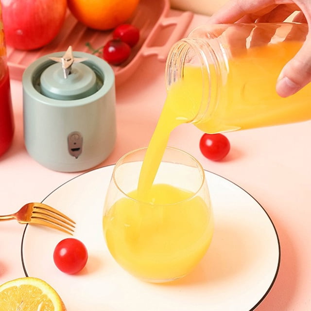 Home Portable Blenders for Shakes and Fruit Juicer USB Rechargeable with 6 Cutter Heads Handheld Blenders for Sports Travel and Outdoors Home Essentials