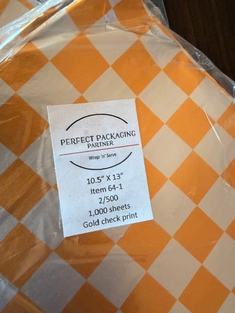 Insulated Cushion Foil Sandwich Wrap 10.5" x 13", Gold Check Print, 1,000 pack