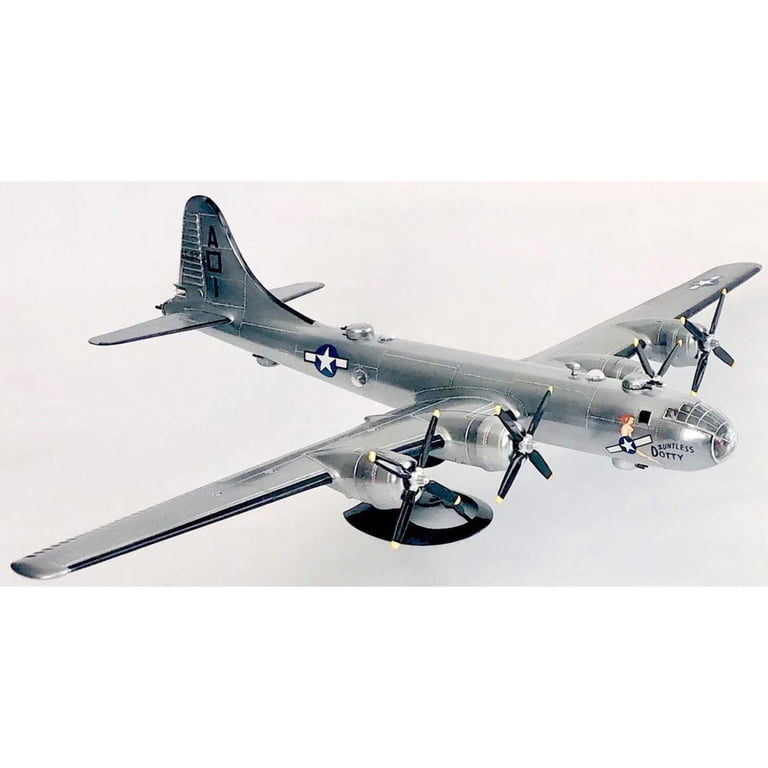 Atlantis B-29 Superfortress WWII Bomber 1:120 Scale Plastic Model