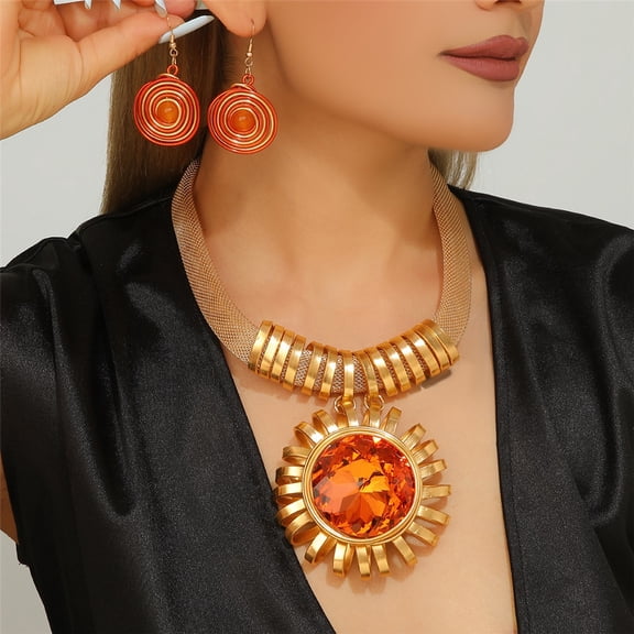 Vintage Boho Sunflower Crystal Necklace Earrings Set Jewelry for Holiday Parties Wedding Dresses All Seasons Fashion Costume Accessory