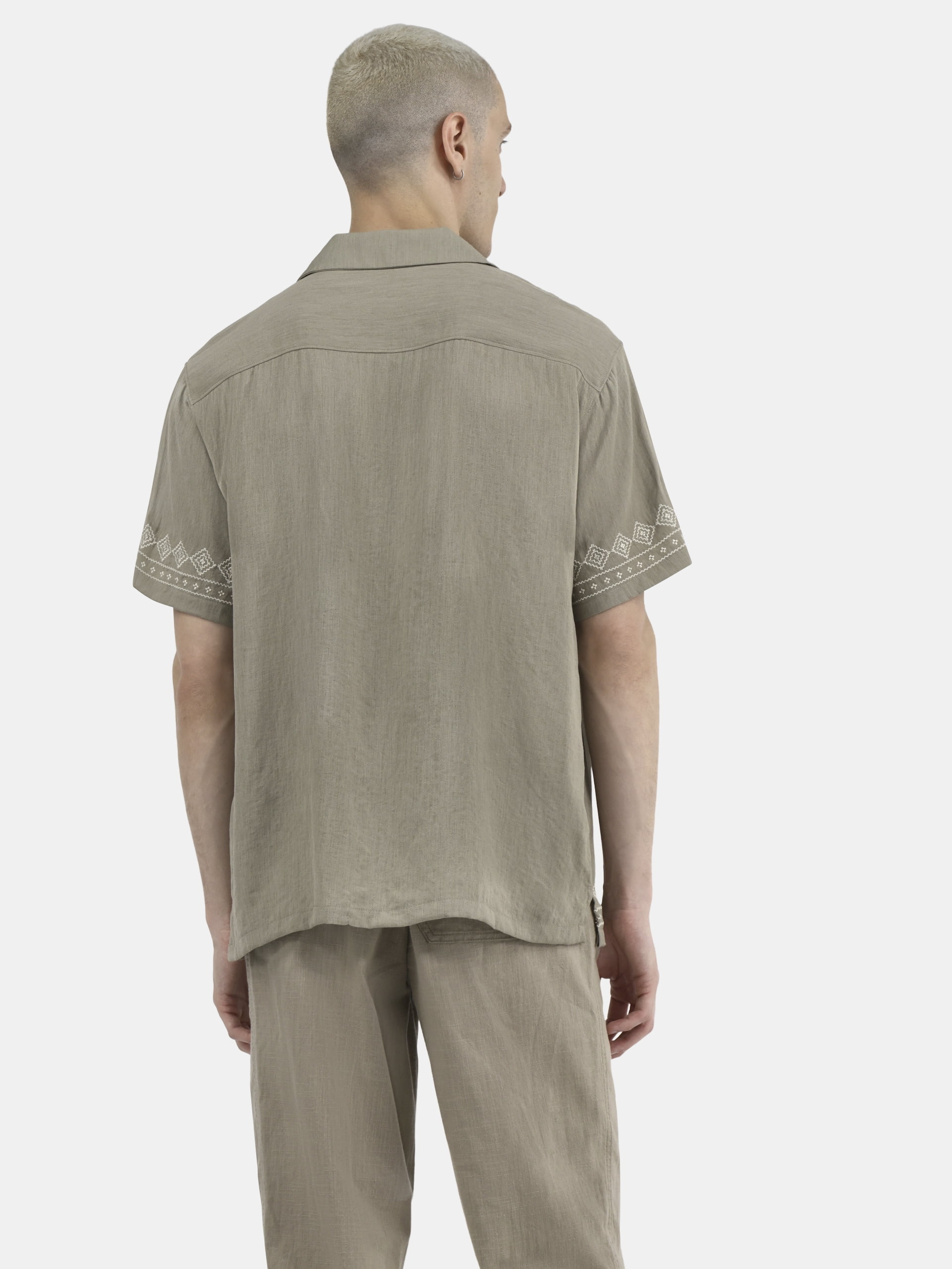 No Boundaries Men's & Big Men's Button Down Embroidered Hem Summer Shirt, Sizes XS-5XL