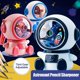 thumbnail image 1 of Afilador de lápices de mano 3. ° engranaje ajustable lindo astronauta mecánico escolar suministros de oficina para estudiantes papelería, rosa Afortunado Sencillez, 1 of 5