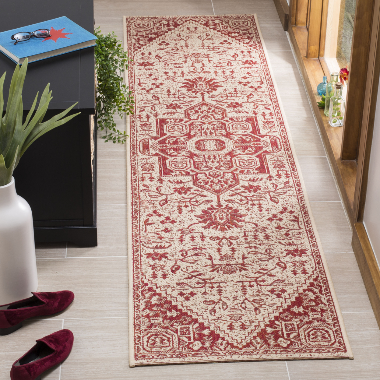 SAFAVIEH Outdoor LND138Q Linden Collection Red / Creme Rug - image 3 of 10