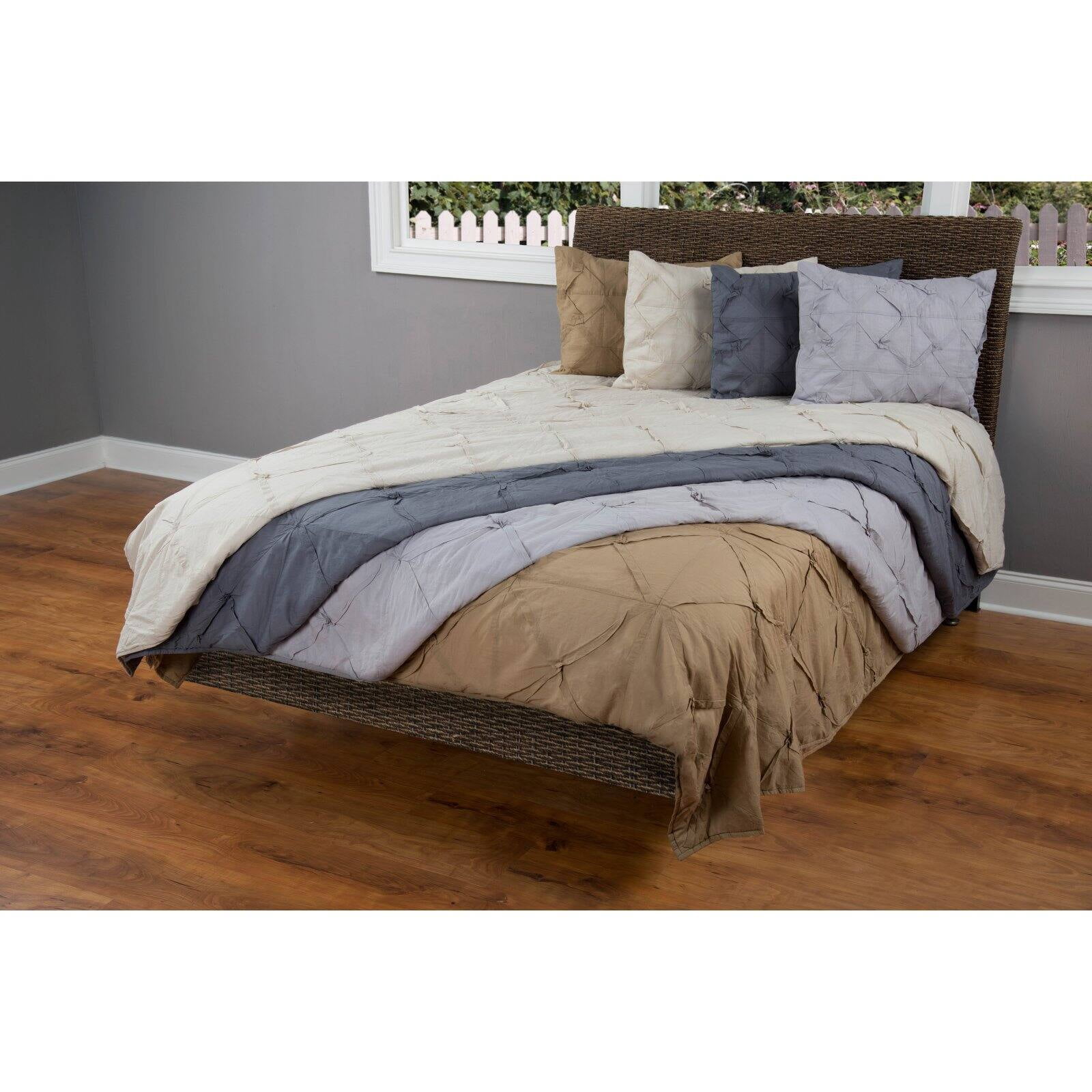 Rizzy Home  Carrington Stone Quilt Queen