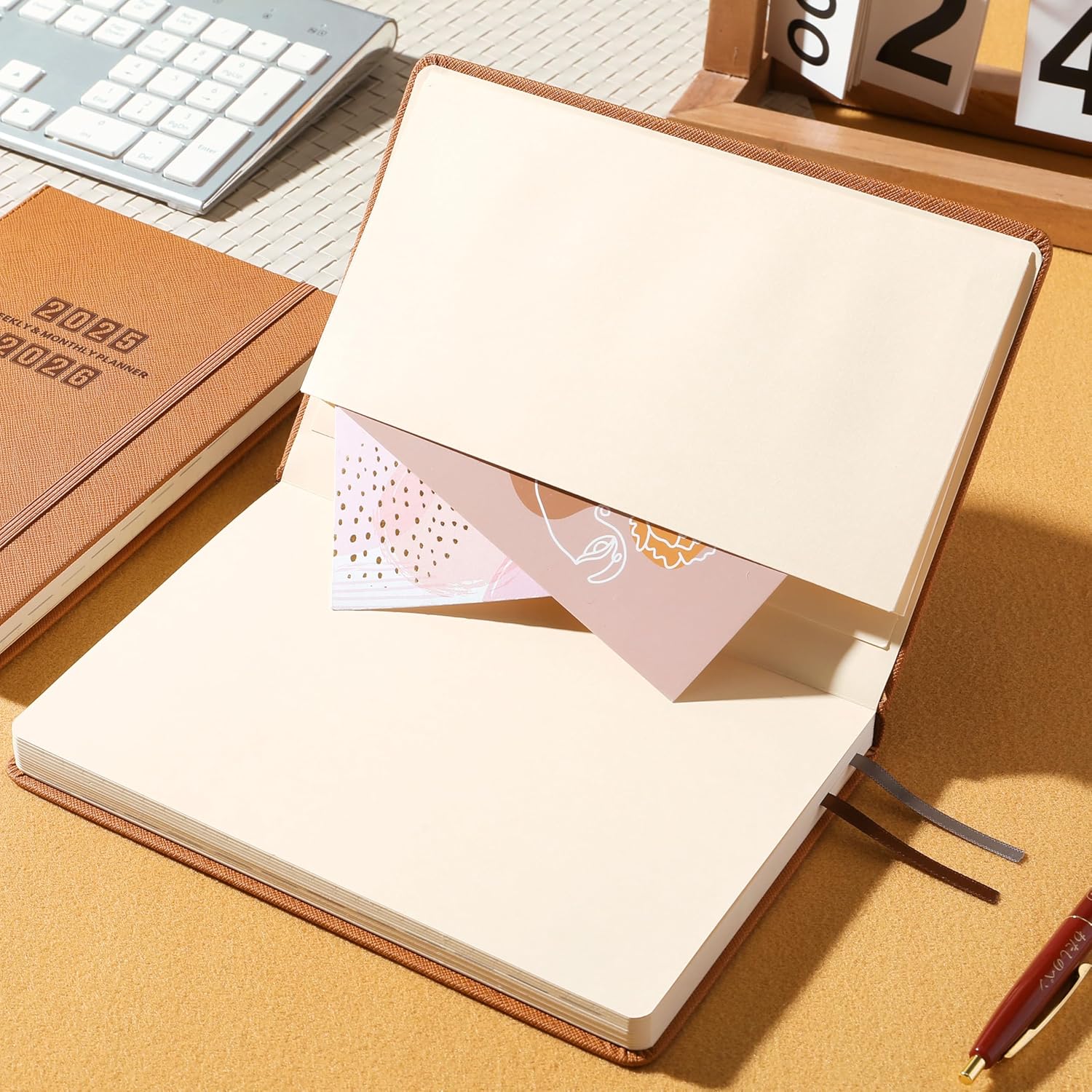 Planner 2025-2026 - Academic Planner 2025-2026 Weekly & Monthly, July 2025 - June 2026, 5.75" x 8.25", Saffiano Leather with Thick Paper, Back Pocket with 40 Notes Pages - Brown