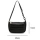 thumbnail image 1 of Bolso de mano clásico estilo retro de piel sintética con efecto cocodrilo para mujer, color negro, 1 of 5