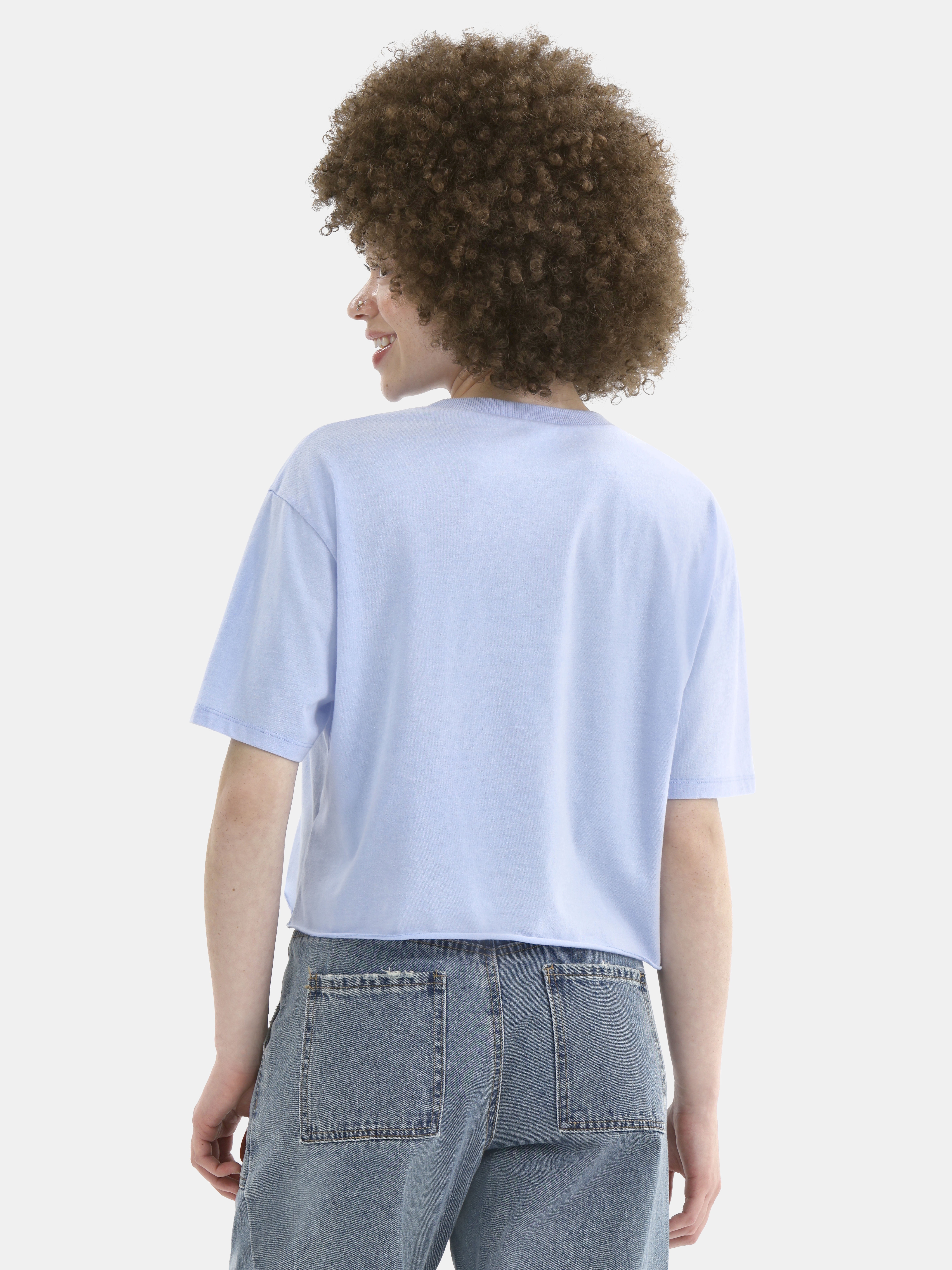 No Boundaries Boxy Cropped Graphic Tee with Short Sleeves, Women's