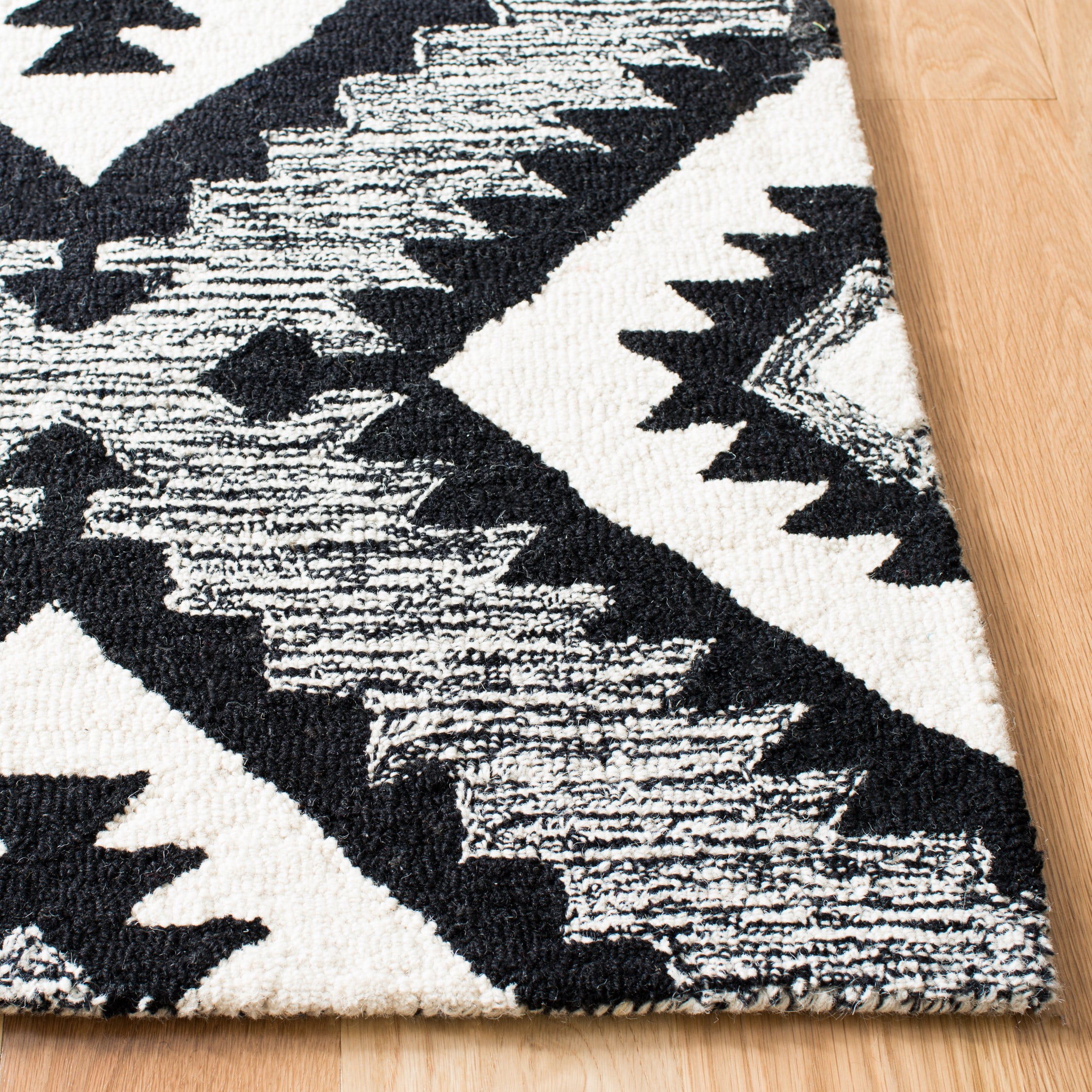 SAFAVIEH Aspen Michaelangelo Southwestern Wool Area Rug, Charcoal/Black, 11' x 15'