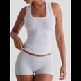 thumbnail image 4 of Conjunto de Shorts Deportivos Ajustados para Mujer: Top Sin Mangas y Shorts Flores Blancas y Grises XL, 4 of 7