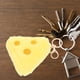 thumbnail image 5 of Lindo llavero de queso de peluche para mochilas, llavero con dije peludo, divertido colgante de queso relleno, llavero suave y esponjoso decorativo, 5 of 7