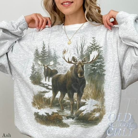 Vintage Moose Forest Sweatshirt | Wildlife Nature Scene Pullover