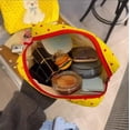 thumbnail image 2 of Hello Kitty, cosmetiquera amplia, neceser, bolsa de cosmeticos, 2 of 3