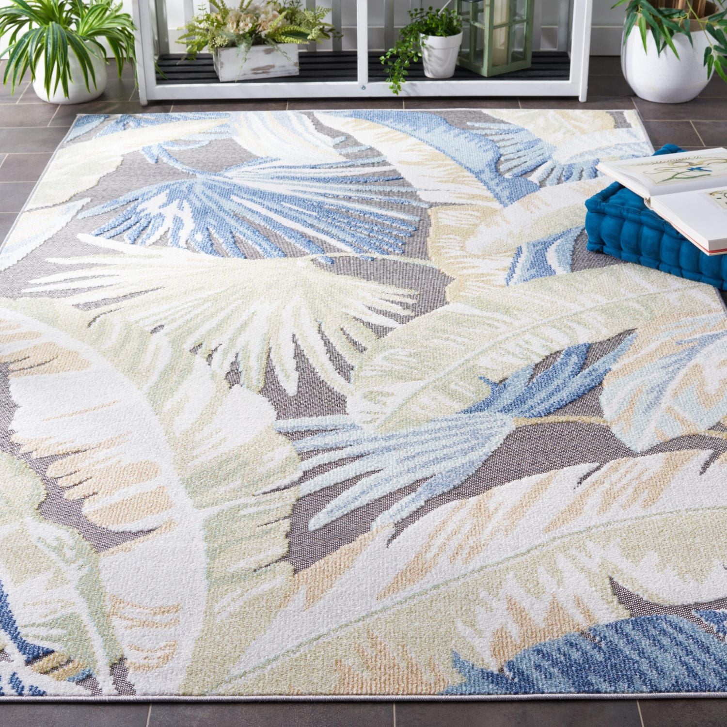 SAFAVIEH Sarasota Olivia Floral Indoor/Outdoor Area Rug
