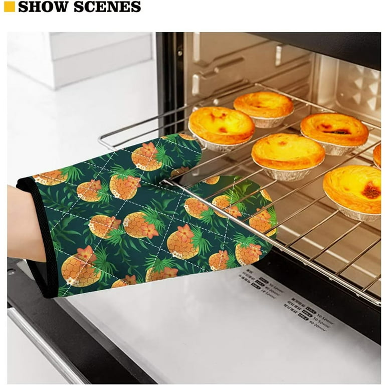 Ecoberi Silicone Oven Mitts and Pot Holder Set, Heat Resistant, Cook, Bake,  BBQ, Pack of 3 Green