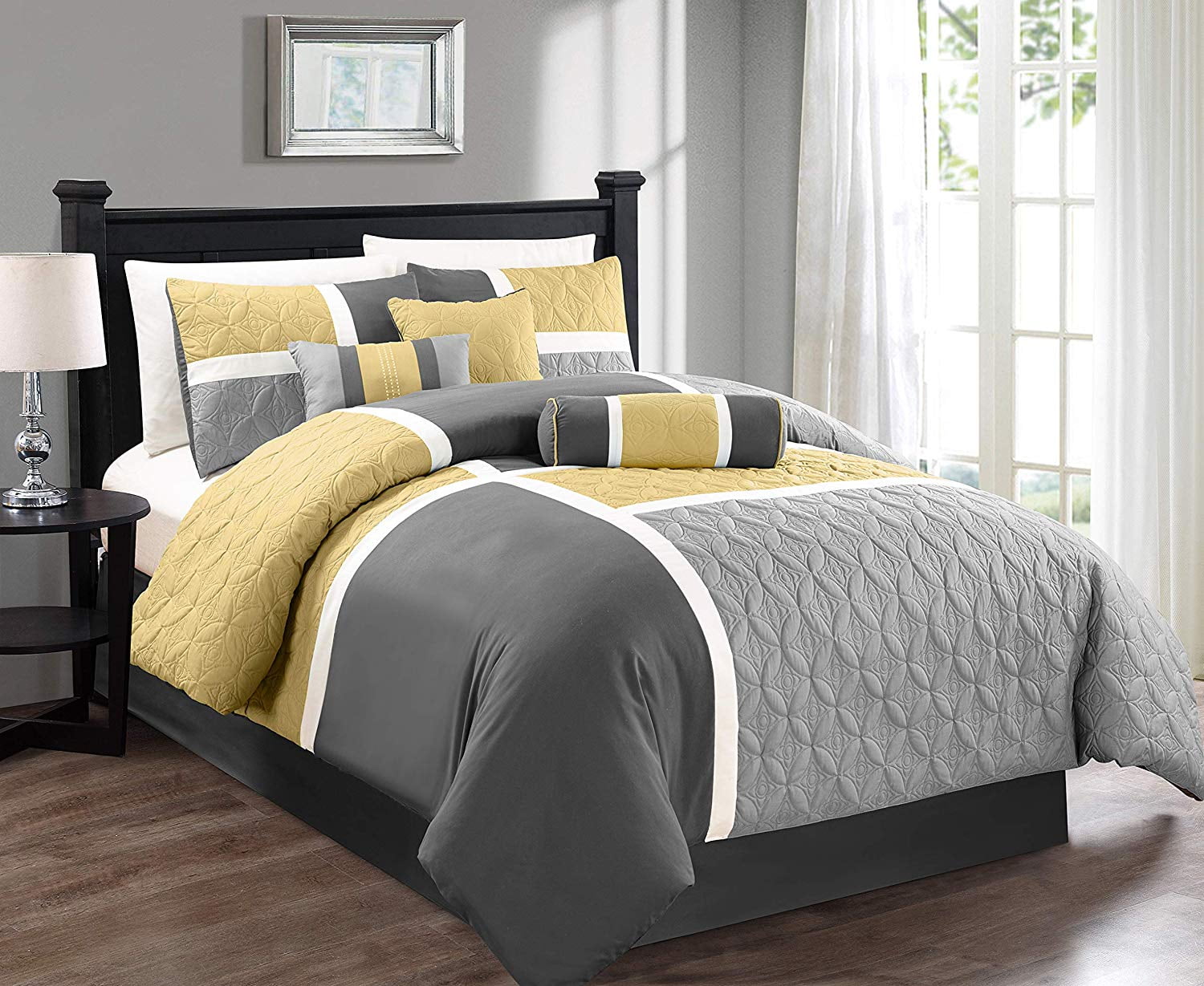 7-Piece Medallion Quilted Patchwork Comforter Set Burgundy Brown Black