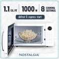 thumbnail image 2 of Horno microondas Nostalgia Retro 1000 W, 1.1 pies cúbicos con 8 unidades de cocción automática, 2 of 7