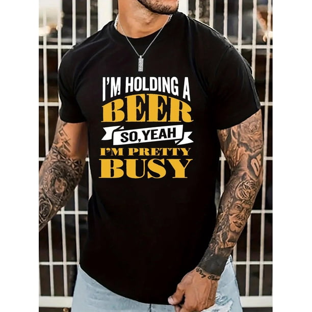 Camiseta informal de manga corta para hombre con estampado "Holding a Beer", para uso diario en verano y para el tiempo libre.