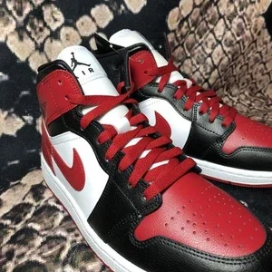 Men 8.5US Fast Time Nike Air Jordan 1 Mid - Walmart.ca