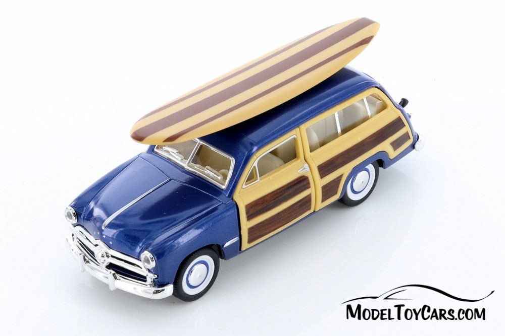 ミニカー 1949 FORD WOODY STATION WAGON Motor City Classics 1949 Ford Woody Wagon Beige 1/18 Diecast