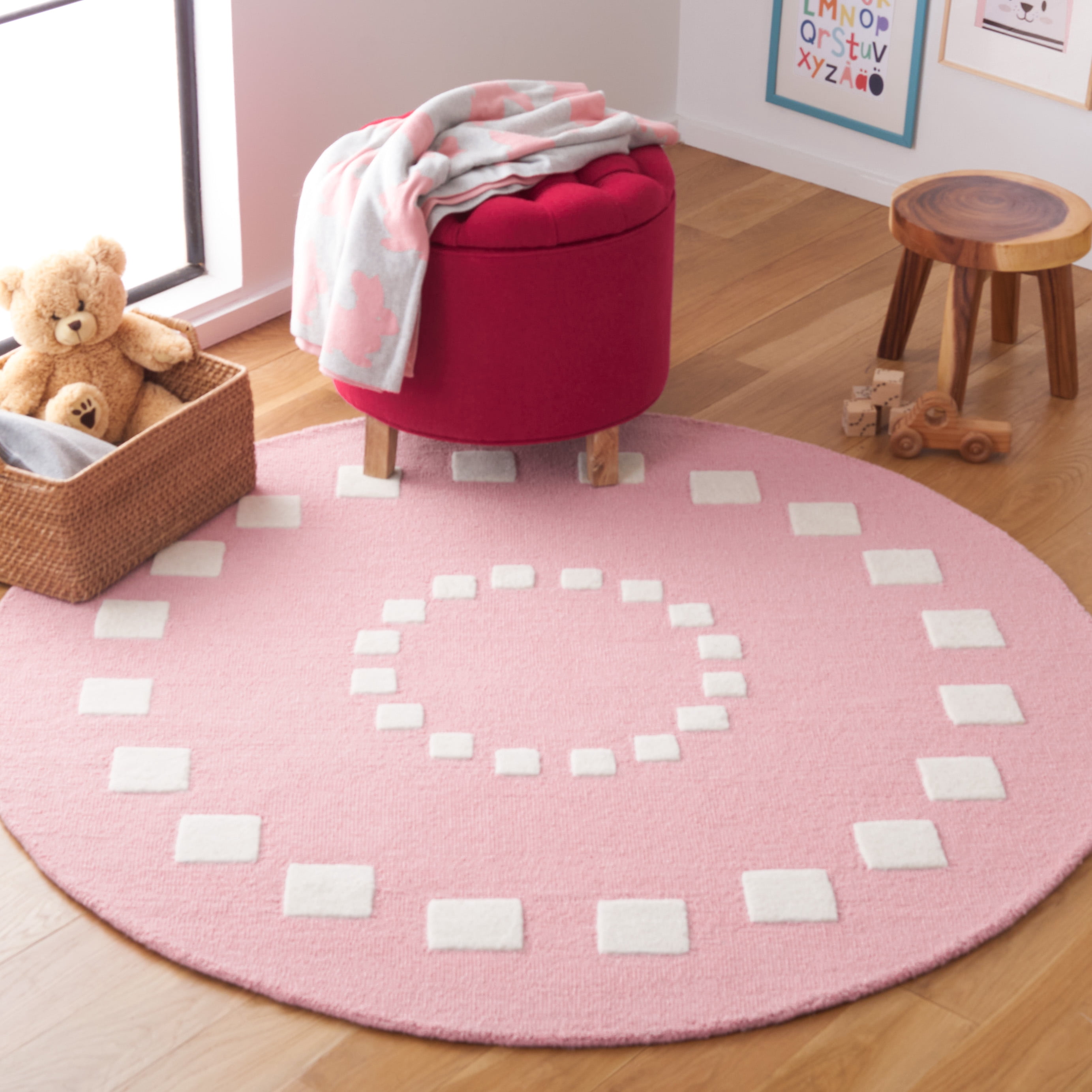 SAFAVIEH Kids Swirling Squares Area Rug, Pink/Ivory, 5' x 5' Round