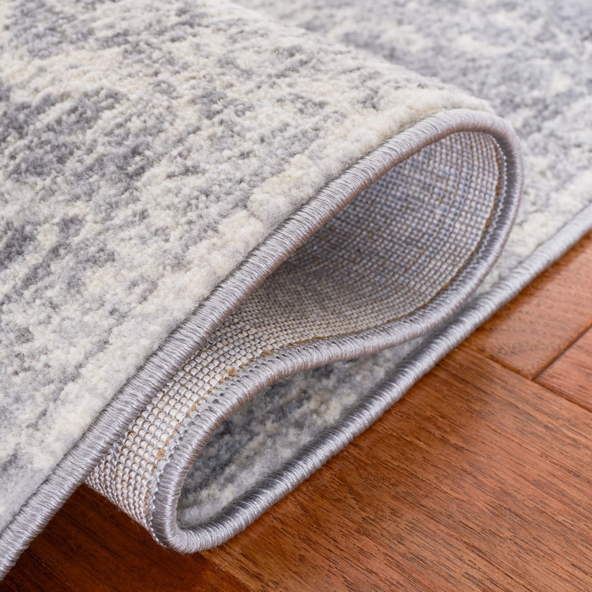 SAFAVIEH Brentwood Cherette Oriental Runner Rug, 2' x 9', Grey/Light Grey