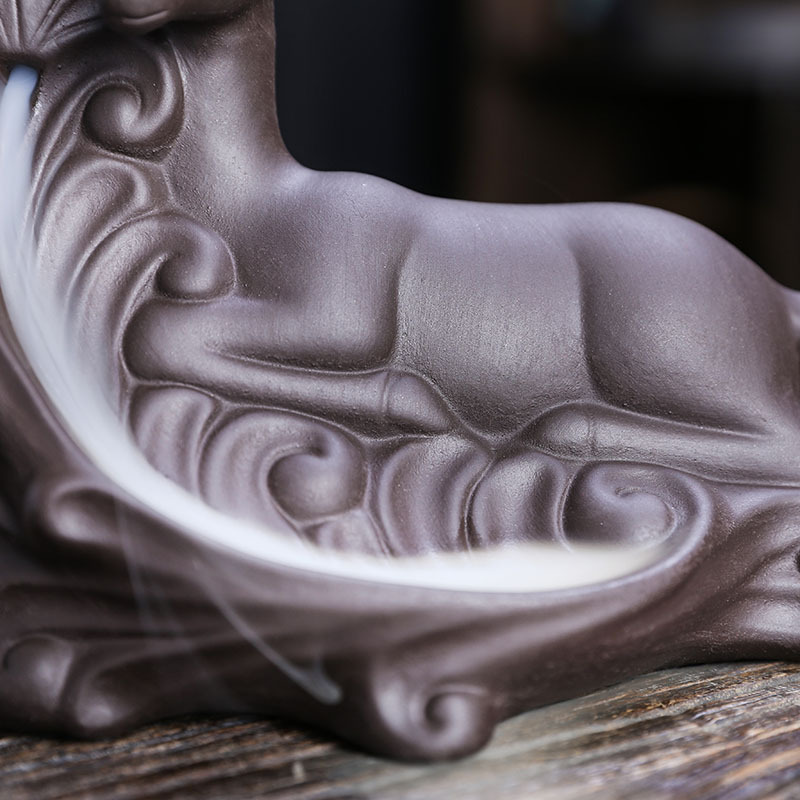 Creative Deer Backflow Incense Burner Purple Clay Waterfall Reflux Incense Holder Aromatherapy Handicraft for Home Decoration