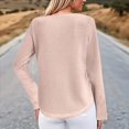 thumbnail image 4 of Camiseta de Mujer con Encaje de Piña y Costuras, Color Liso, Larga, Cuello Redondo, Informal. Rosa S, 4 of 7