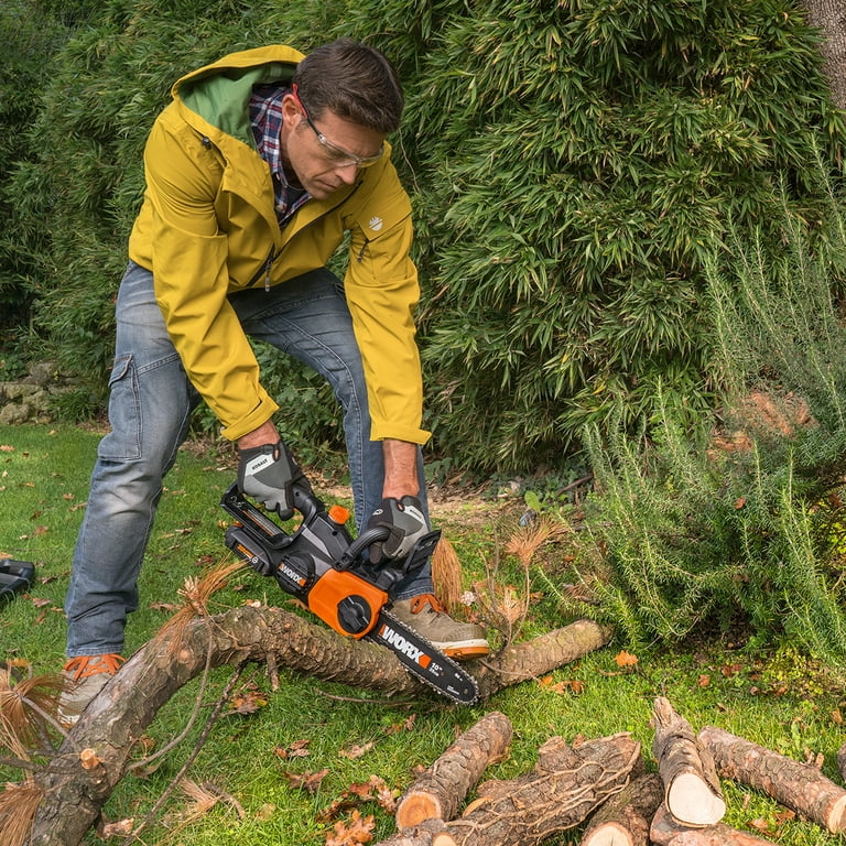 Using the Worx 20V 5 Pruning Saw for the first time! (How