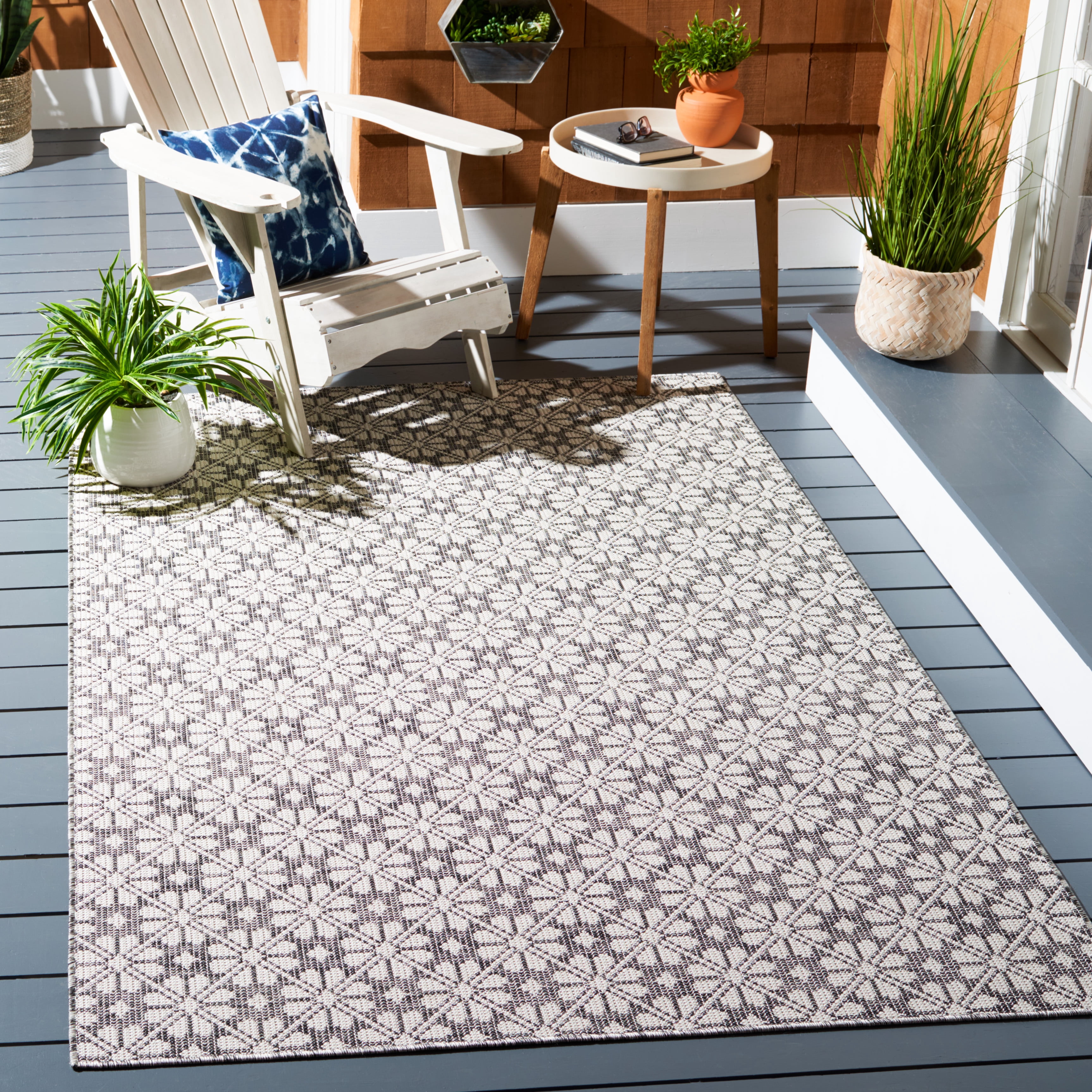 SAFAVIEH Martha Stewart Hampton Diamond Indoor/Outdoor Area Rug, Black, 6'5" x 9'6"