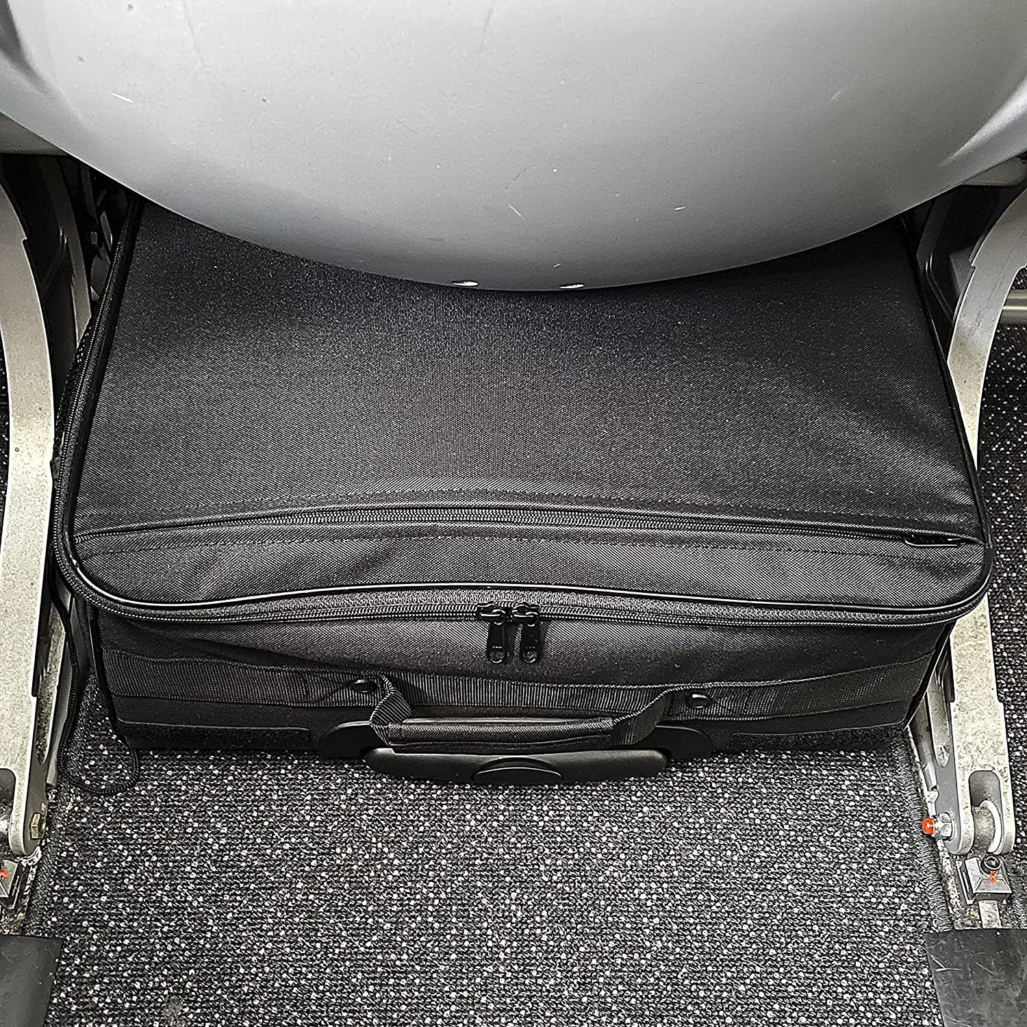 UNDERSEAT PRO Foldable rPET Laptop Carry-on Briefcase, Black